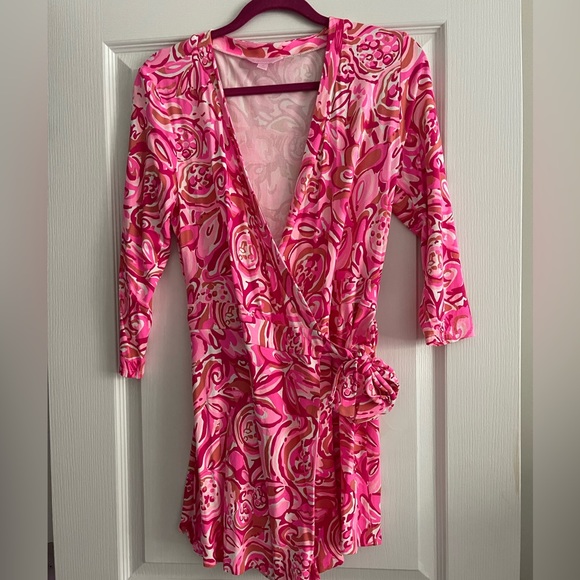 Lilly Pulitzer Karlie Wrap Romper Size Medium - Picture 1 of 3